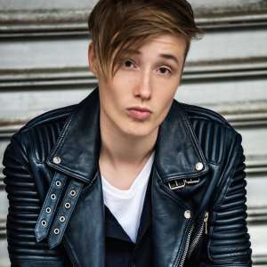 Isac Elliot